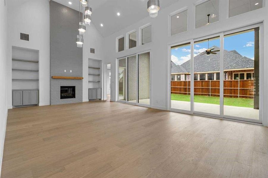 Spacious, unfurnished interior of a new home in Saddle Star Estates, Rockwall (Image 19).