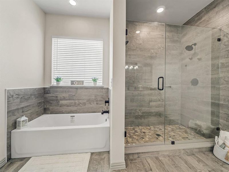 Furnished interior view inside a new home in , Celeste (Image 4).