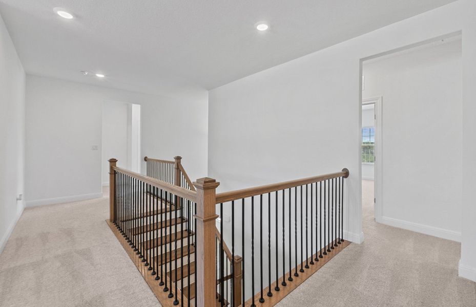 Spacious, unfurnished interior of a new home in Bluffview Reserve, Leander (Image 29).