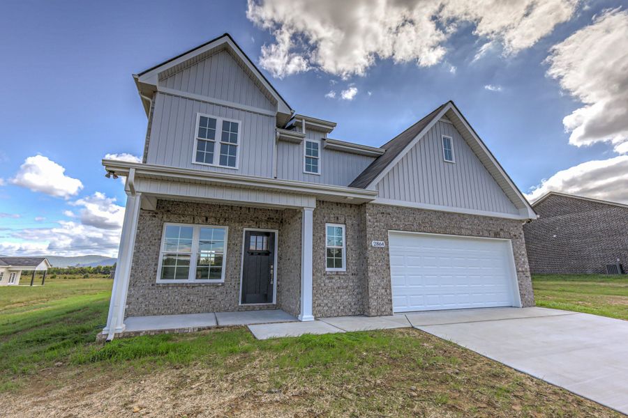 Exterior details and patio area of a home in Collin's Place, Decherd (Image 3).