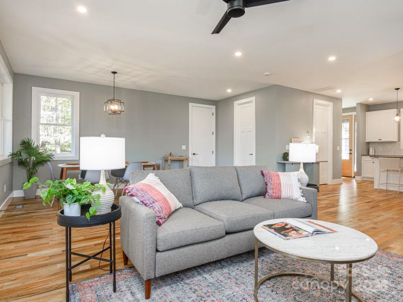 Open and Airy Floor Plan