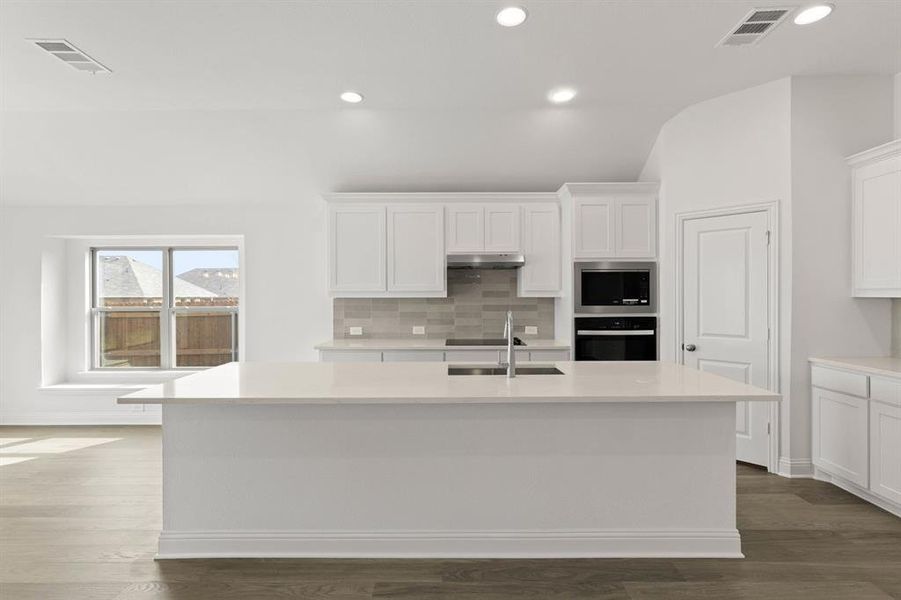 Furnished interior view inside a new home in Vista Point - Phase 1, Grandview (Image 5).