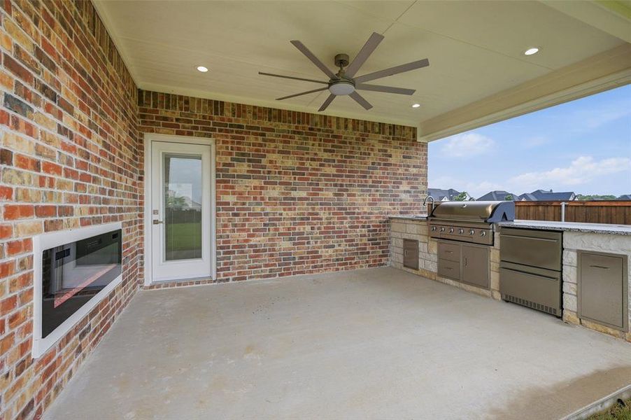 Exterior details and patio area of a home in , Pottsboro (Image 22). Exterior details and patio area of a home in , Pottsboro (Image 22).