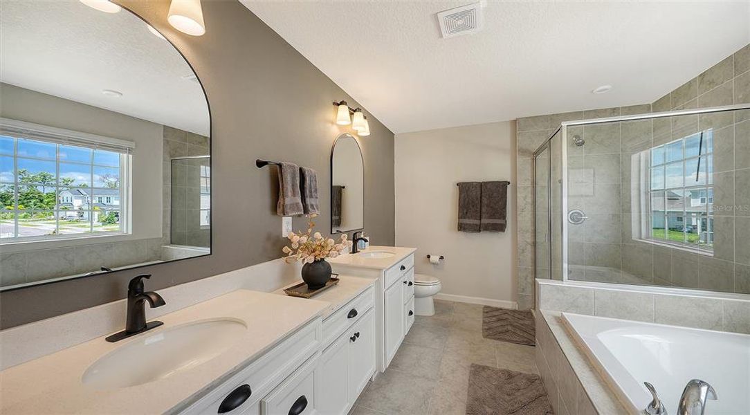 Furnished interior view inside a new home in , Bradenton (Image 32).