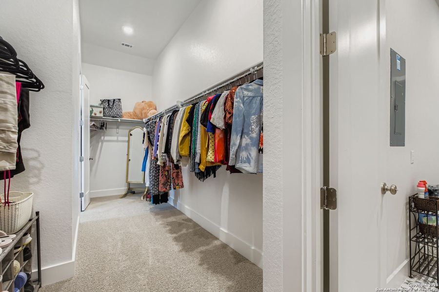 Furnished interior view inside a new home in Mesa Western, Cibolo (Image 12).