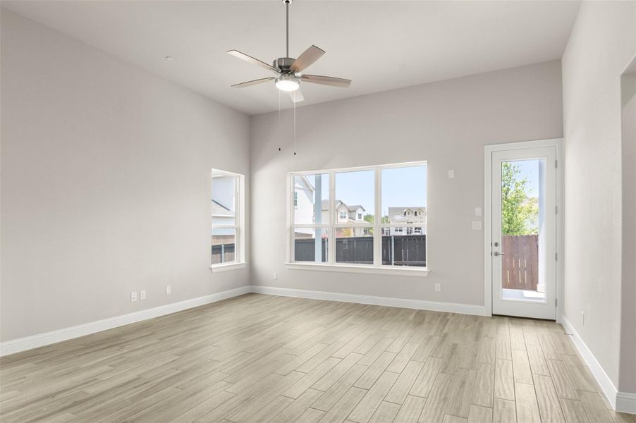 Spacious, unfurnished interior of a new home in Cross Creek, Cedar Park (Image 23).