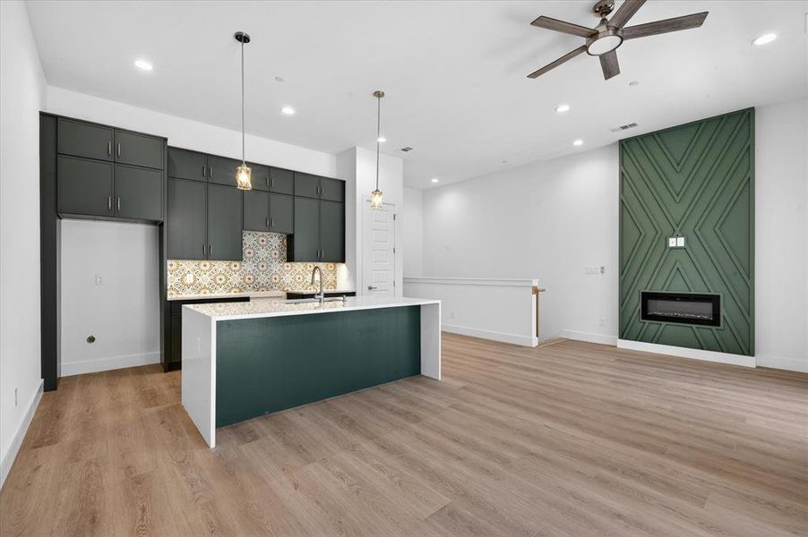 Furnished interior view inside a new home in , Dallas (Image 19). Furnished interior view inside a new home in , Dallas (Image 19).