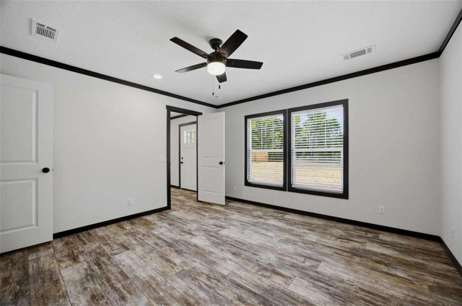 Spacious, unfurnished interior of a new home in , Eatonton (Image 23).