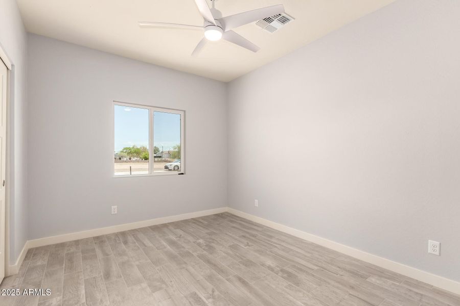 25 - Center 32210 25 - Center 32210