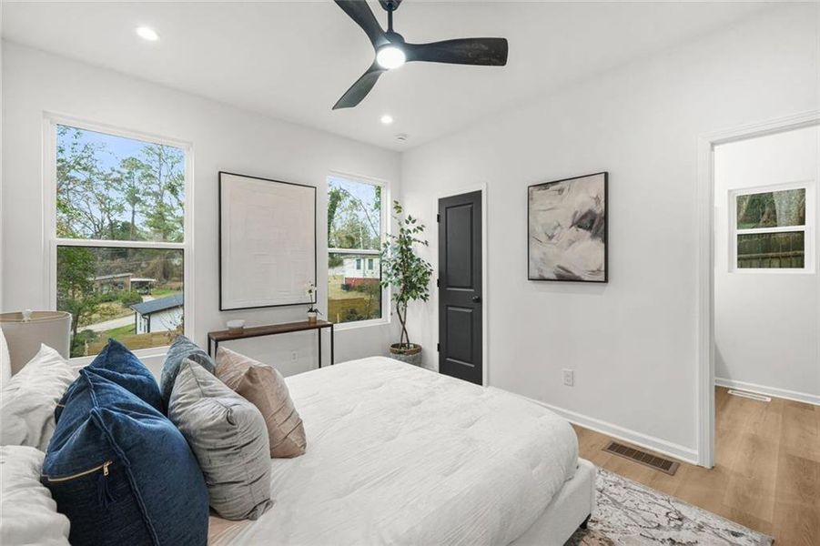 Furnished interior view inside a new home in , Atlanta (Image 24).