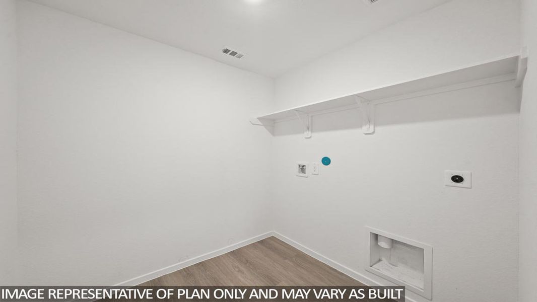 Spacious, unfurnished interior of a new home in Grand Pines, Magnolia (Image 14).