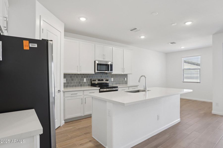 7-web-or-mls-La Senda Dr W-S2409-007 7-web-or-mls-La Senda Dr W-S2409-007