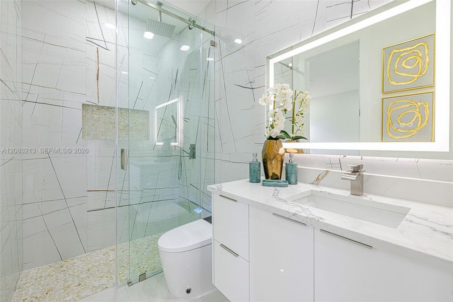 Furnished interior view inside a new home in , Lehigh Acres (Image 12).