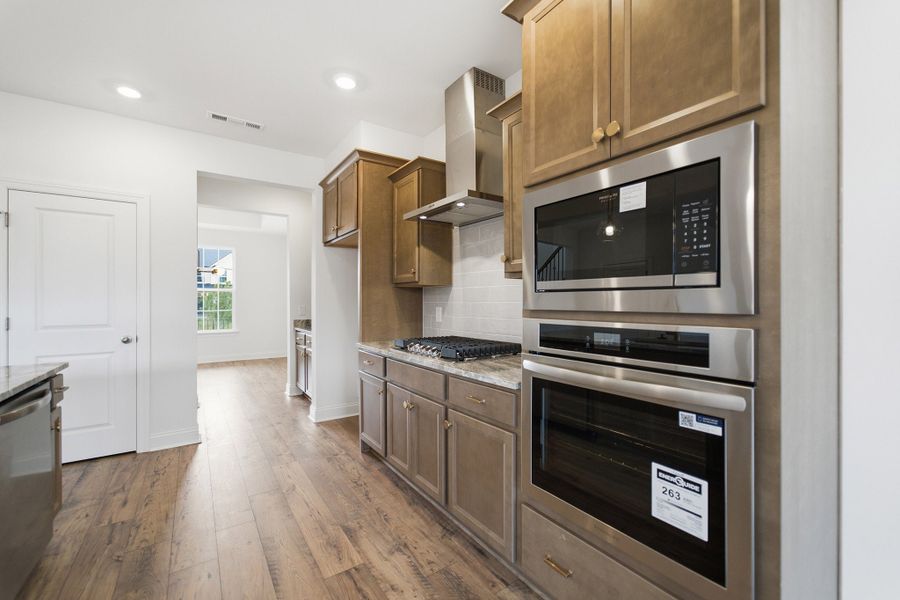 Furnished interior view inside a new home in Dorris Farm, White House (Image 8).