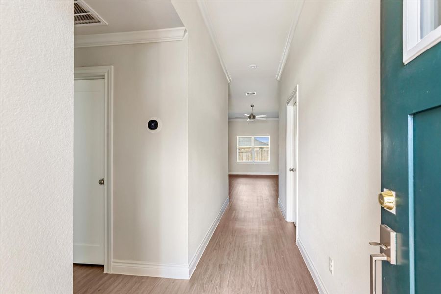 Spacious, unfurnished interior of a new home in Grand Oaks Reserve, Cleveland (Image 16).