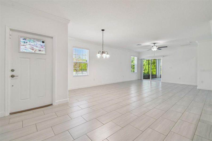 Spacious, unfurnished interior of a new home in Angeline Active Adult, Land O' Lakes (Image 32).