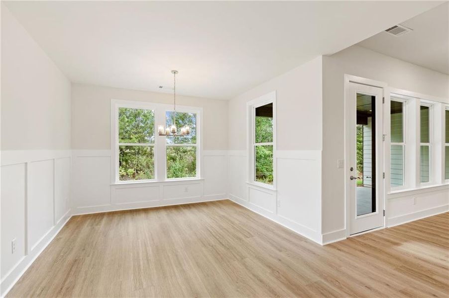 Spacious, unfurnished interior of a new home in Bay Creek Overlook, Loganville (Image 20).