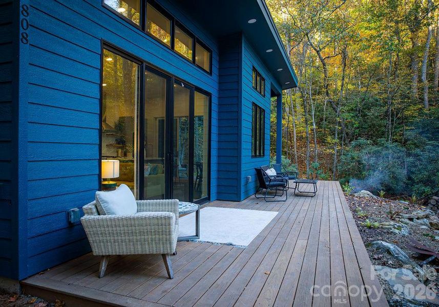 Sip coffee and cocktails on the wrap around deck