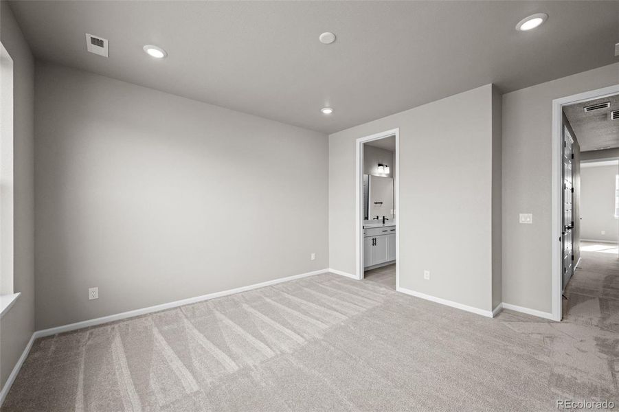 Spacious, unfurnished interior of a new home in Ralston Creek, Arvada (Image 27).