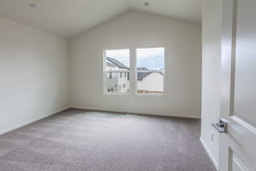 Spacious, unfurnished interior of a new home in Bloom, Fort Collins (Image 38).