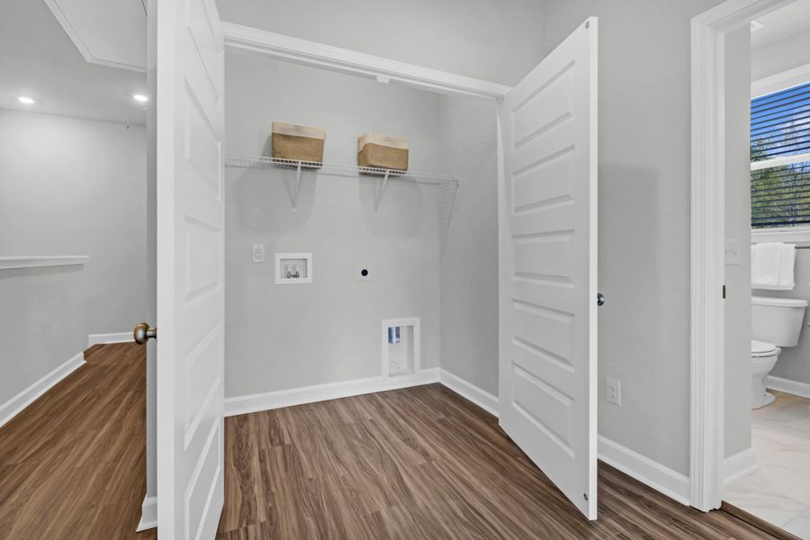 Spacious, unfurnished interior of a new home in Six Oaks, Summerville (Image 21).