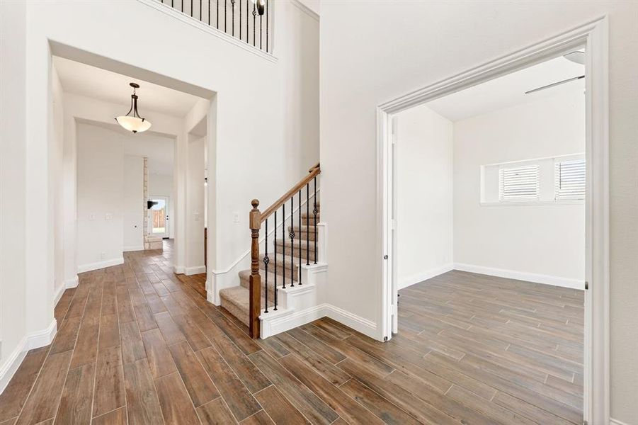 Spacious, unfurnished interior of a new home in Stone River Glen, Royse City (Image 24). Spacious, unfurnished interior of a new home in Stone River Glen, Royse City (Image 24).