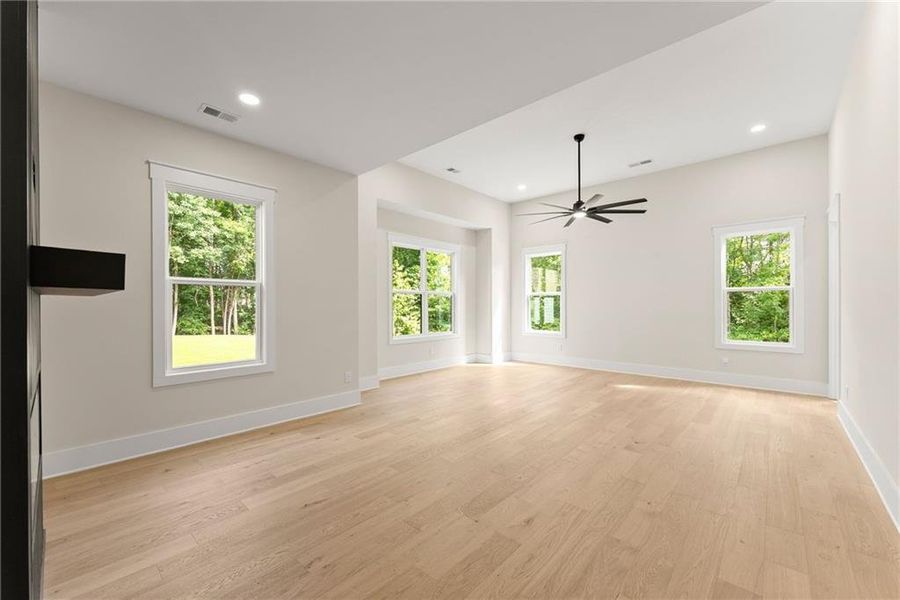 Spacious, unfurnished interior of a new home in , Hoschton (Image 43).