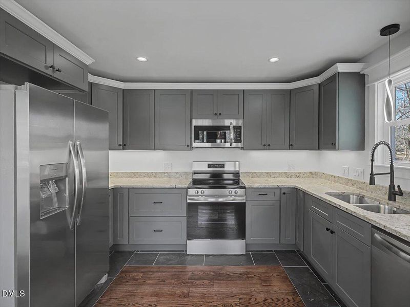 30-Kitchen 30-Kitchen