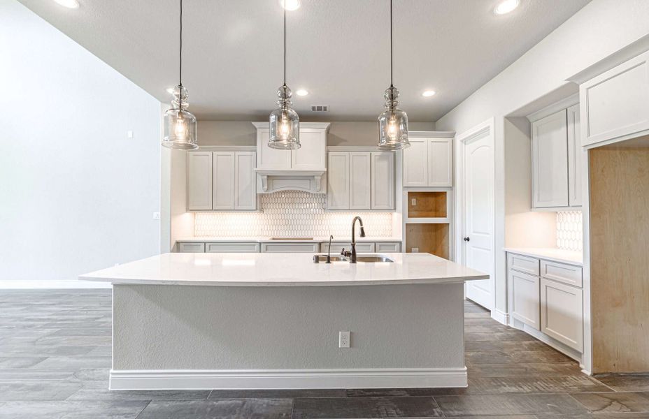 Representative furnished interior of a home built from the 3182 by Ravenna Homes in Bridgeland 50′, Cypress (Image 10).