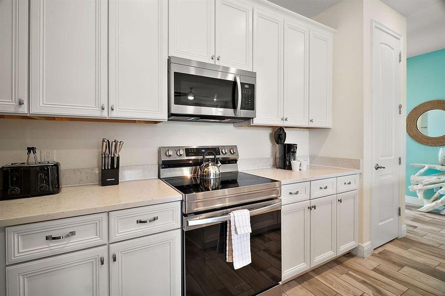 Furnished interior view inside a new home in , Kissimmee (Image 27). Furnished interior view inside a new home in , Kissimmee (Image 27).