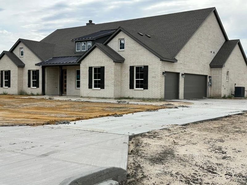 Image 26 of a home in Fannin Ranch.