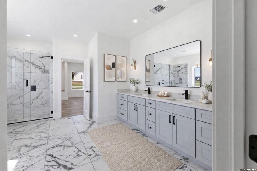 Furnished interior view inside a new home in , Bandera (Image 6).