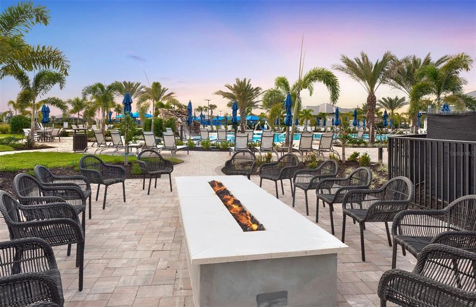 Image 28 of a home in Talon Preserve on Palmer Ranch. Image 28 of a home in Talon Preserve on Palmer Ranch.