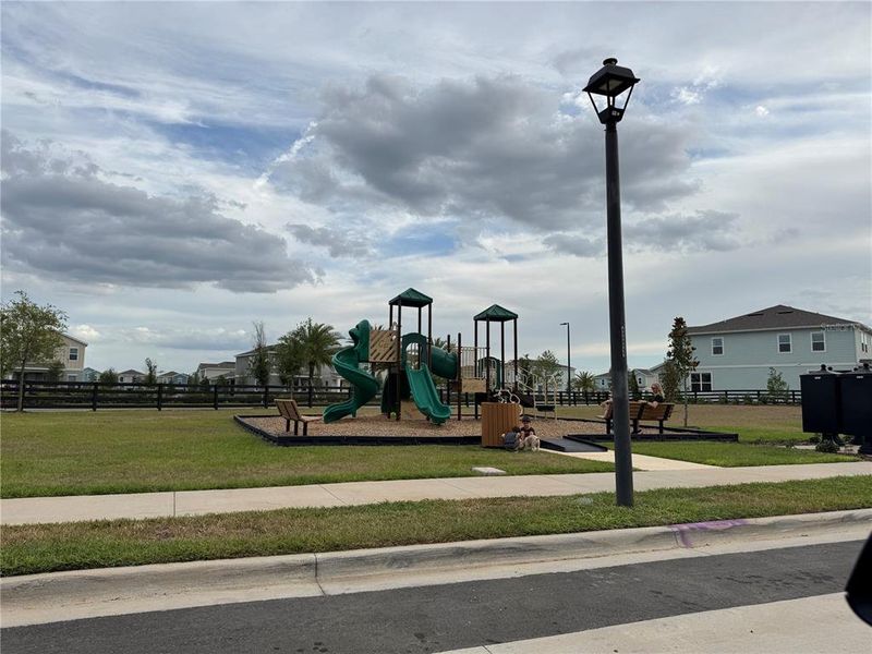 Community amenities in Hamlin Ridge, Winter Garden (Image 38).