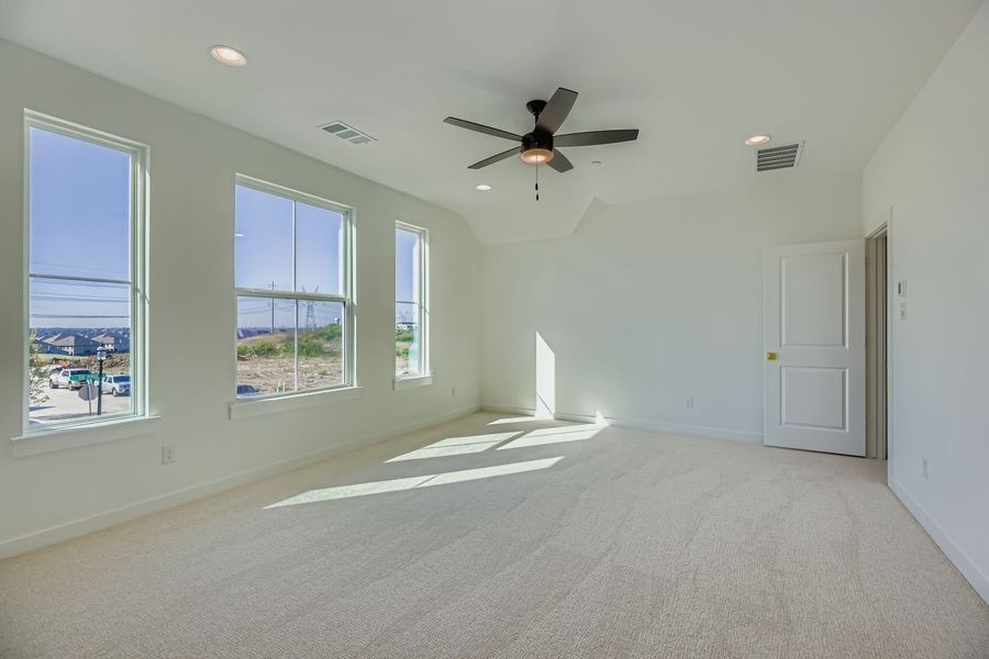 Spacious, unfurnished interior of a new home in Castle Hills Northpointe - Townhomes, Carrollton (Image 22). Spacious, unfurnished interior of a new home in Castle Hills Northpointe - Townhomes, Carrollton (Image 22).