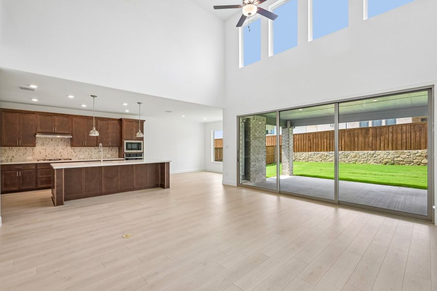 Spacious, unfurnished interior of a new home in The Ranch at Uptown Celina, Celina (Image 31).