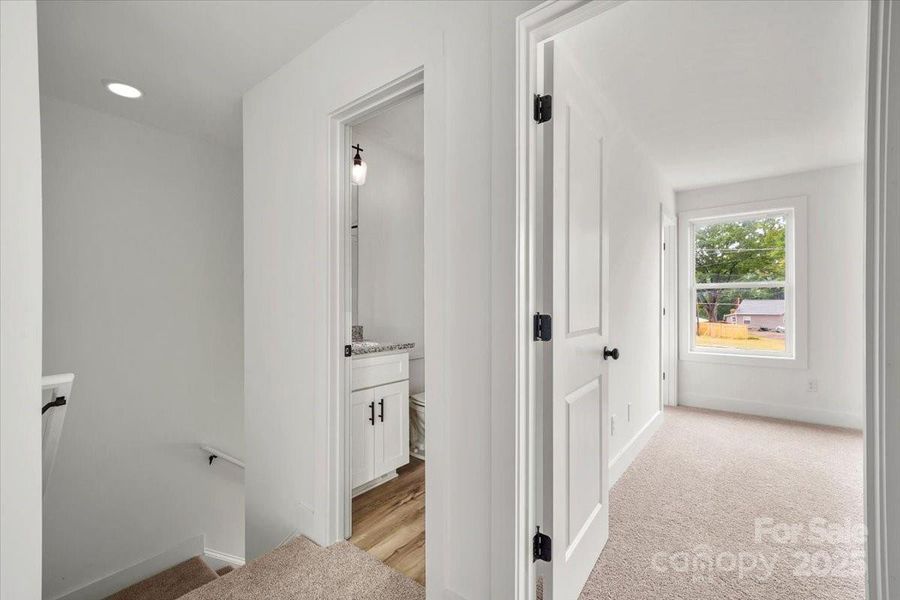 Image 37 of a home in .