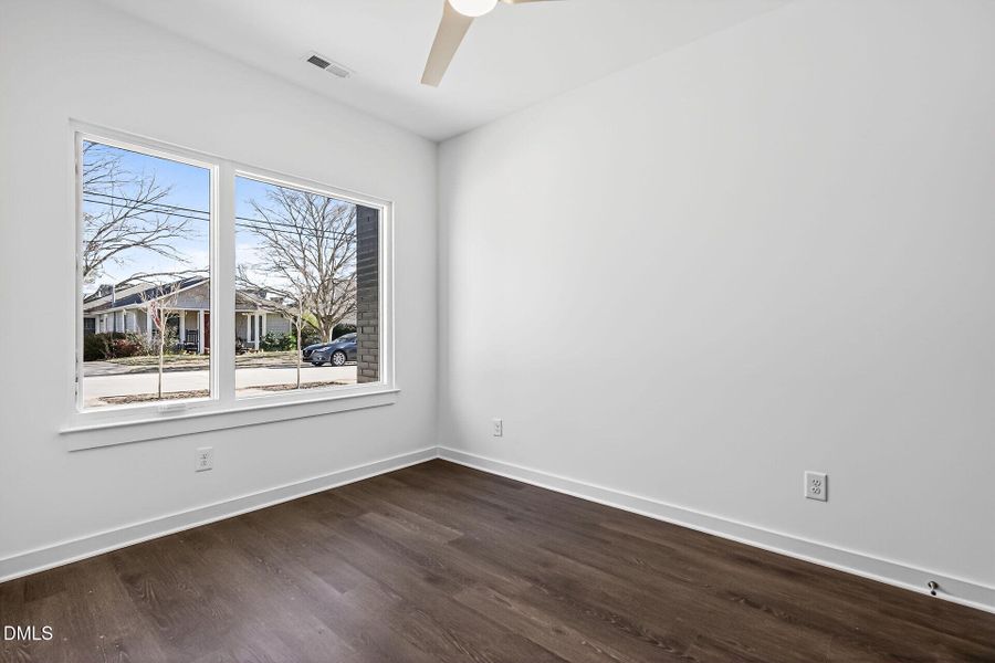 006-1920x1080-bedroom 006-1920x1080-bedroom