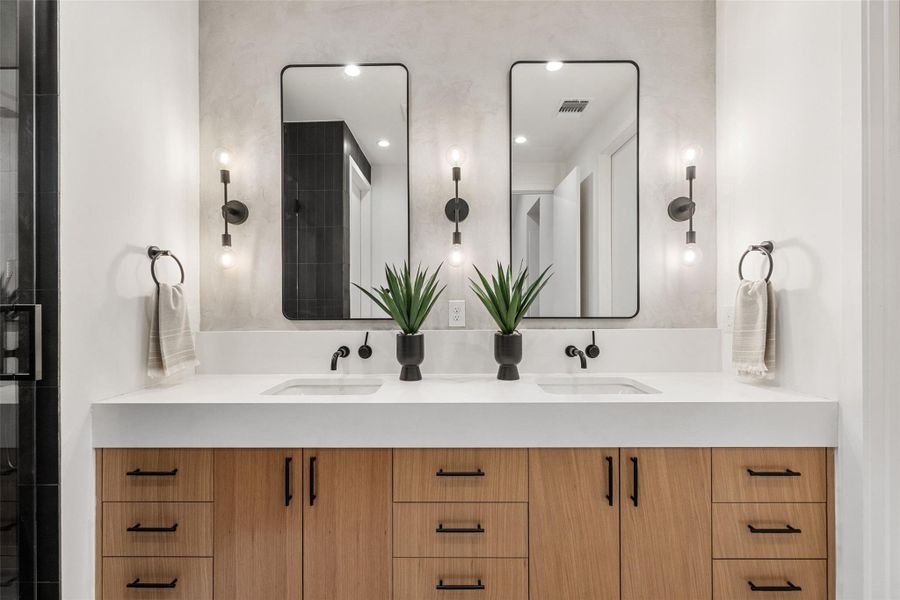 Furnished interior view inside a new home in , Austin (Image 34).