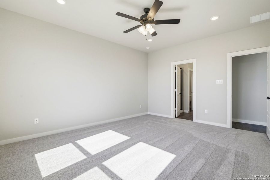 Spacious, unfurnished interior of a new home in Morgan Meadows, San Antonio (Image 16). Spacious, unfurnished interior of a new home in Morgan Meadows, San Antonio (Image 16).