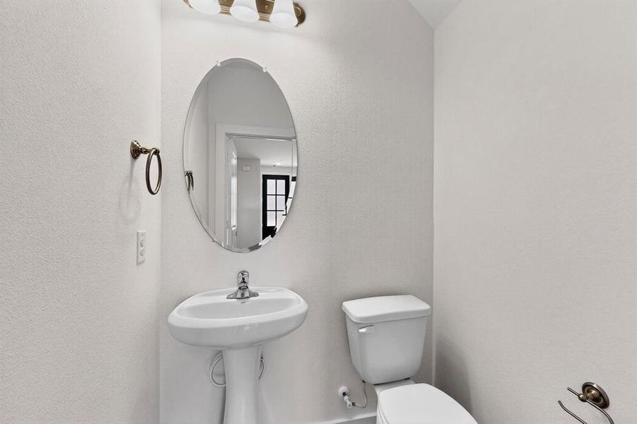 Furnished interior view inside a new home in Solterra Texas, Mesquite (Image 11).