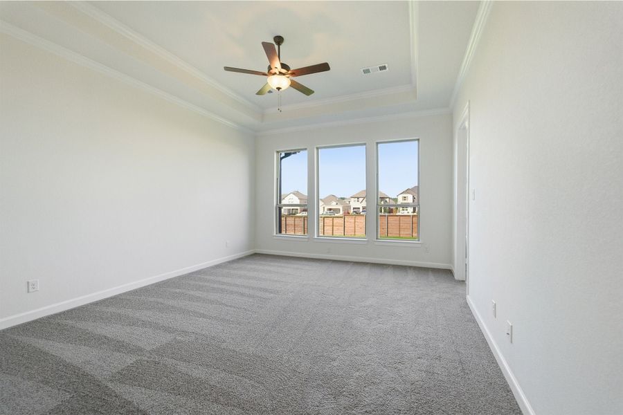 Spacious, unfurnished interior of a new home in Solterra, Mesquite (Image 33). Spacious, unfurnished interior of a new home in Solterra, Mesquite (Image 33).