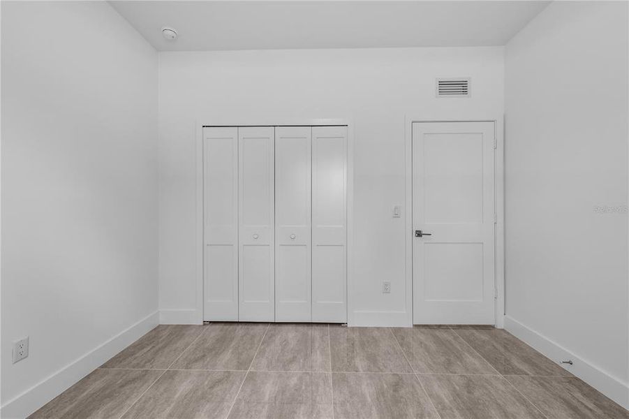Spacious, unfurnished interior of a new home in , Lehigh Acres (Image 23). Spacious, unfurnished interior of a new home in , Lehigh Acres (Image 23).