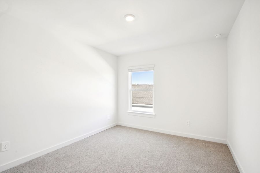 Spacious, unfurnished interior of a new home in Greystone - Vista Townhomes, Smyrna (Image 15).