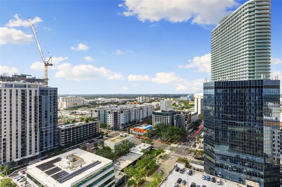 Condo located in St. Petersburg, FL showcasing its design and architecture (Image 30). Condo located in St. Petersburg, FL showcasing its design and architecture (Image 30).