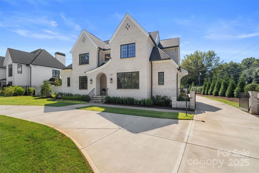 Image 36 of a home in . Image 36 of a home in .