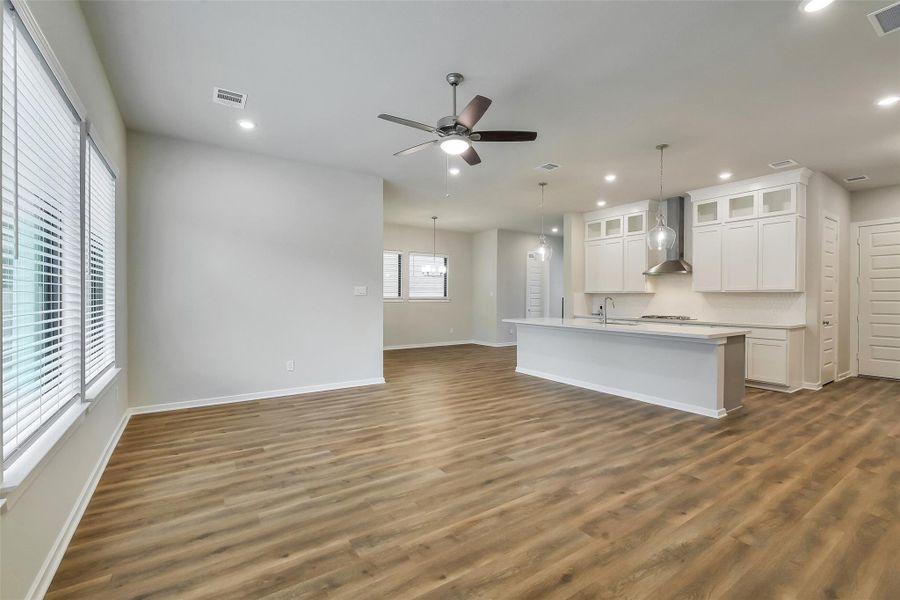 Spacious, unfurnished interior of a new home in Summer Place  35', Montgomery (Image 44).