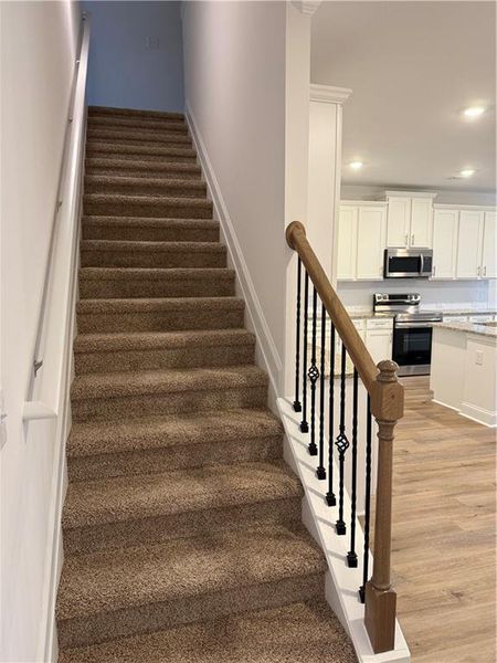 Spacious, unfurnished interior of a new home in , Gainesville (Image 14).