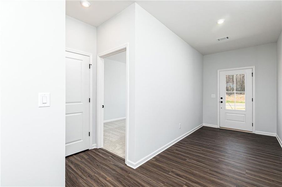 Spacious, unfurnished interior of a new home in , Powder Springs (Image 16).