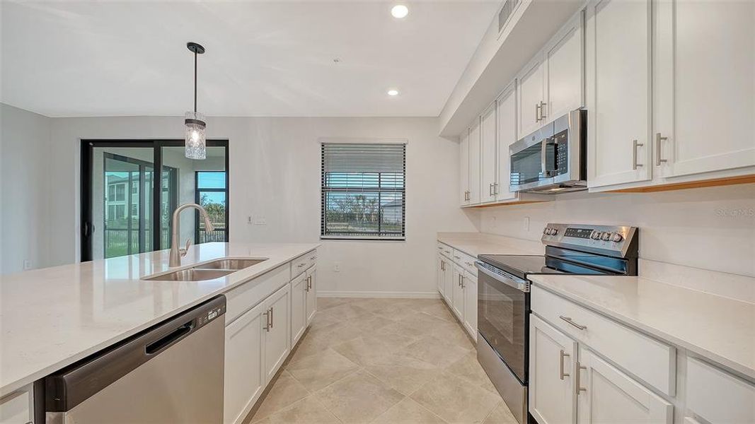 Furnished interior view inside a new home in Legends Cove, Bradenton (Image 11).